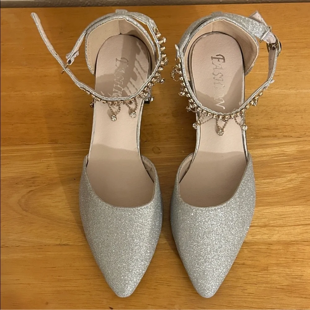 Fashion Silver Heels - Picture 1 of 10
